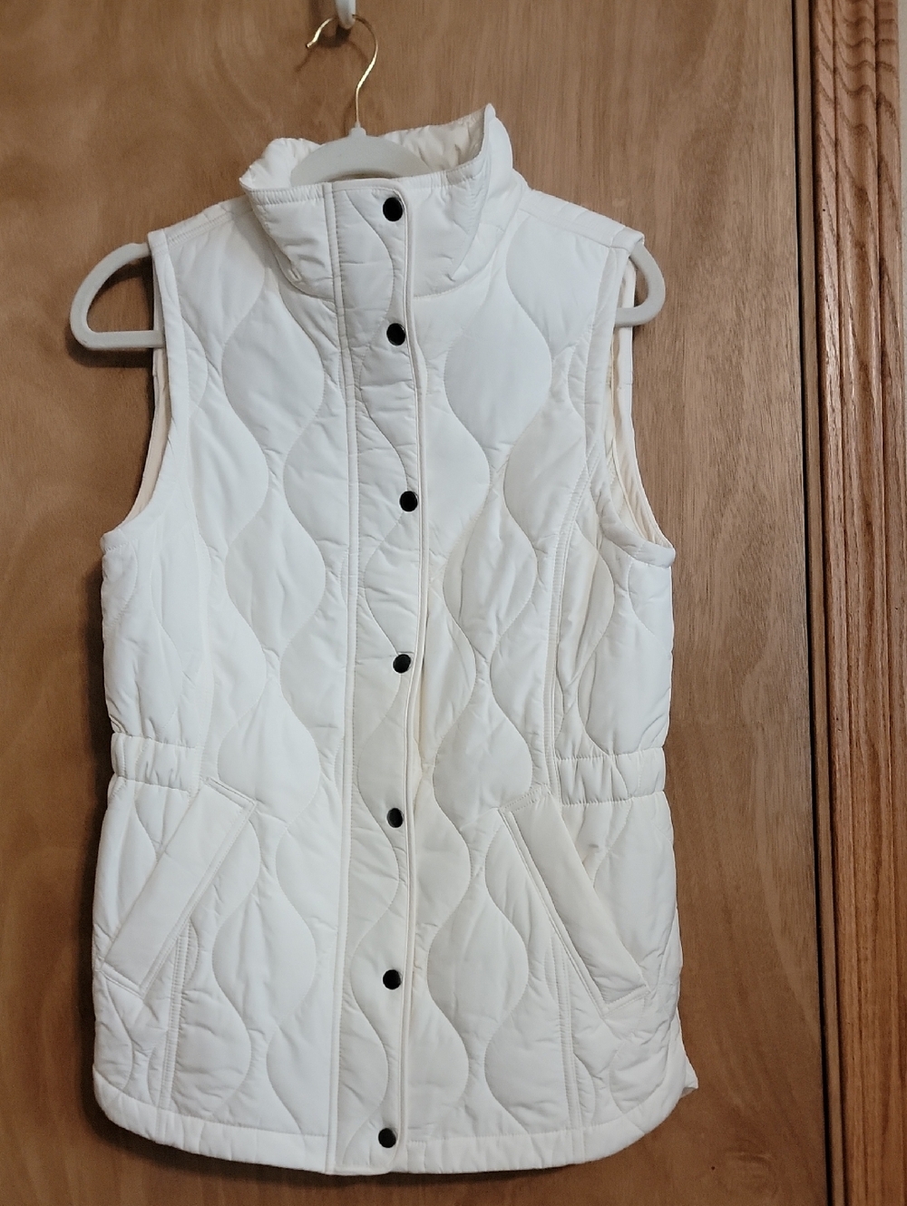 Talbots Quilted Cream Snap-Front Vest